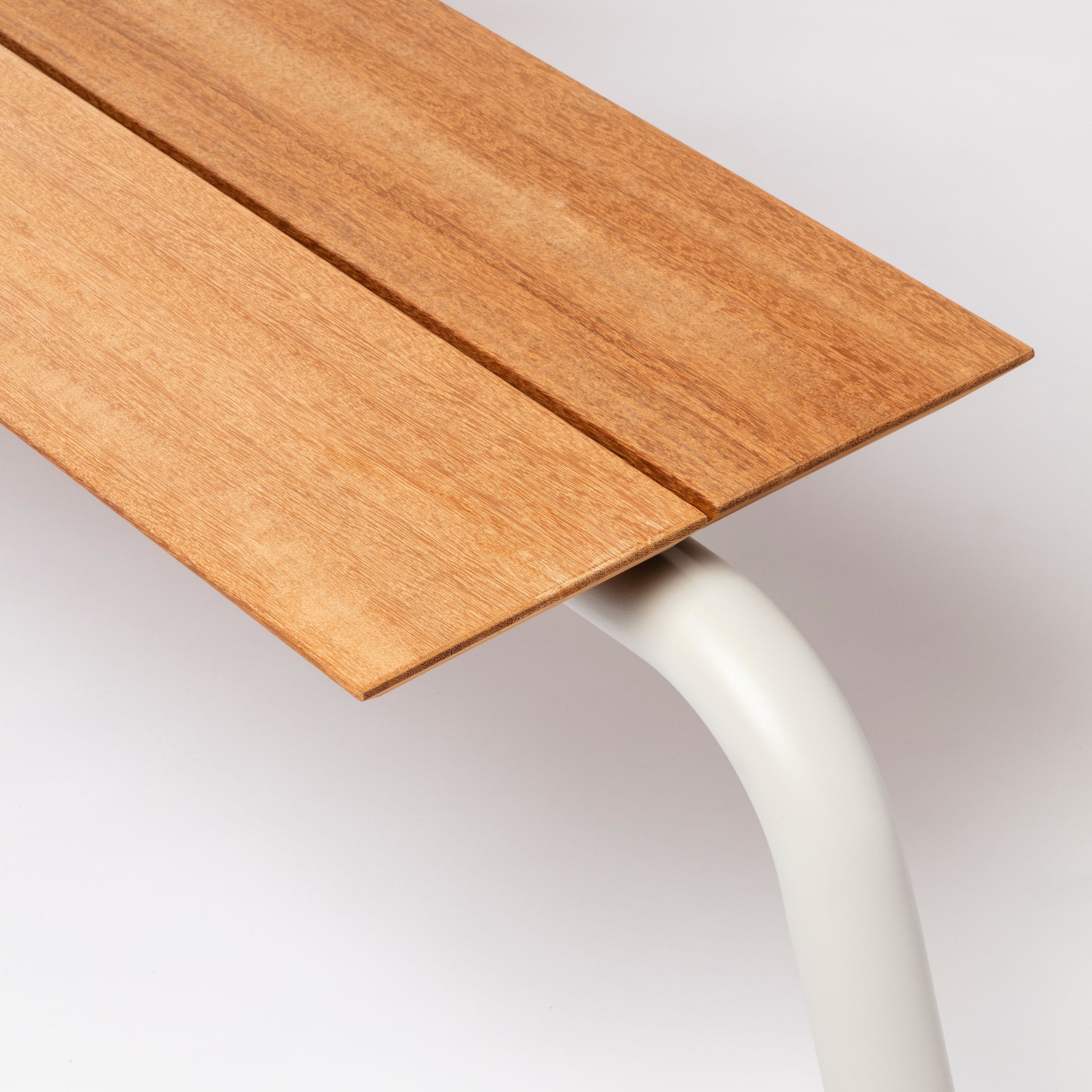 WÜNDER The Table Outdoor Dining Table & Bench Set