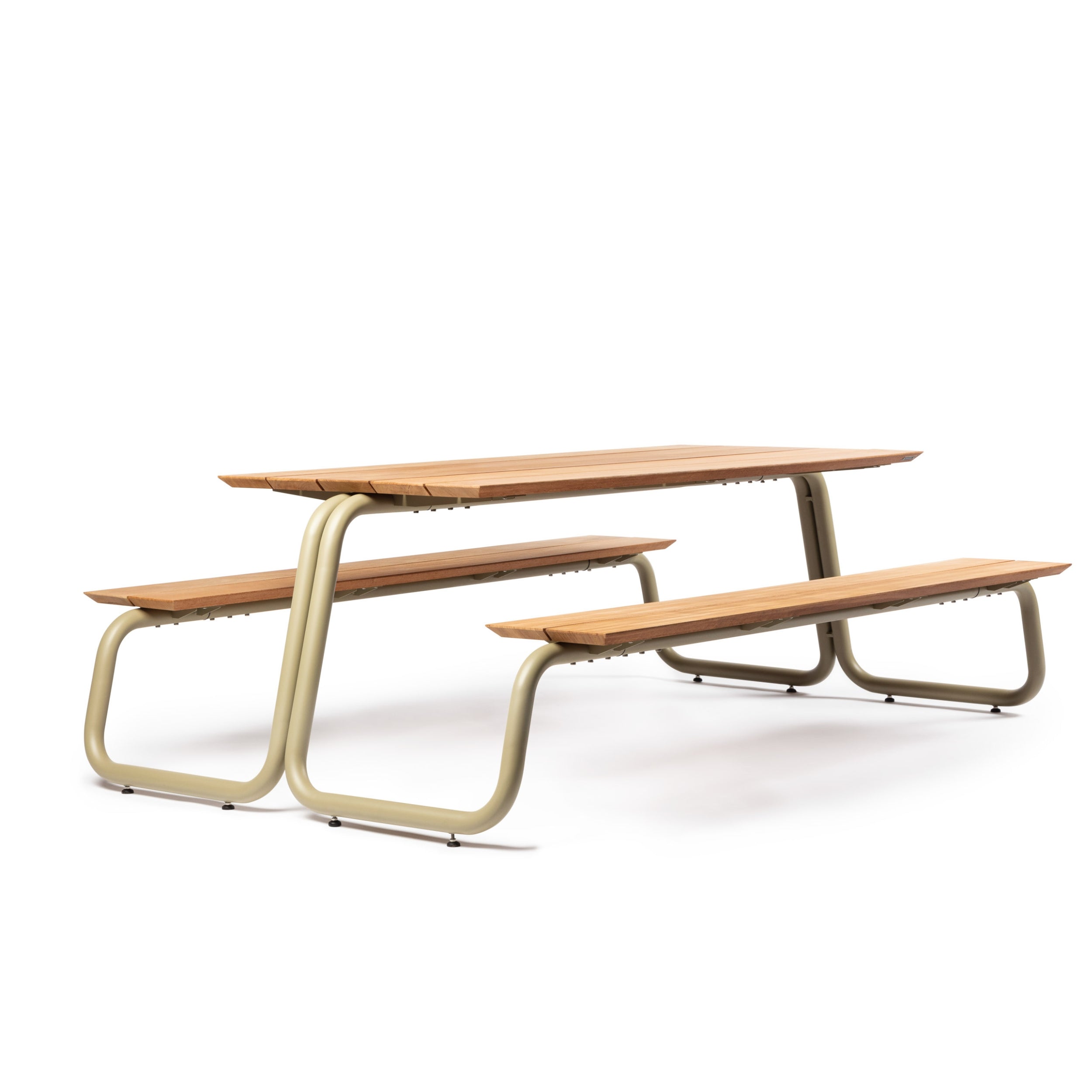 WÜNDER The Table Outdoor Dining Table & Bench Set