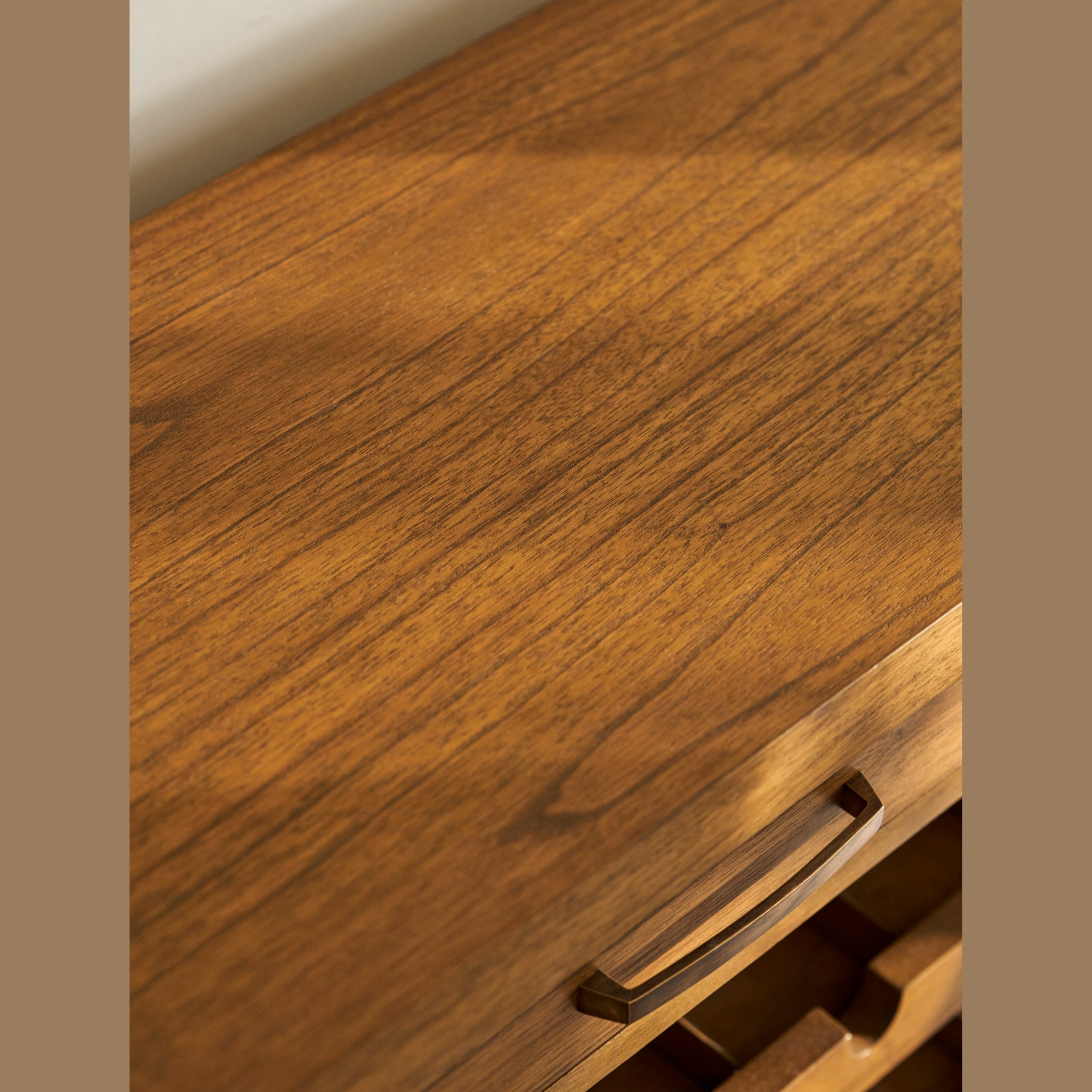 Walcote Wine Rack Sideboard – Bayur Wood | AEMYR