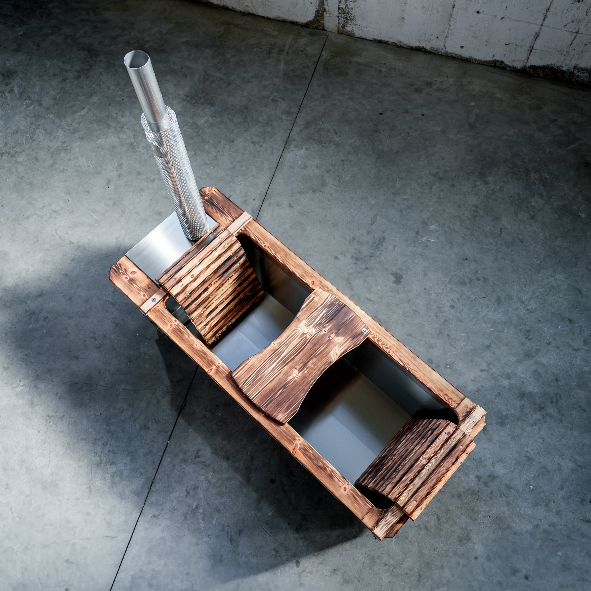 FEUERWASSER Wood-Fired Outdoor Bathtub