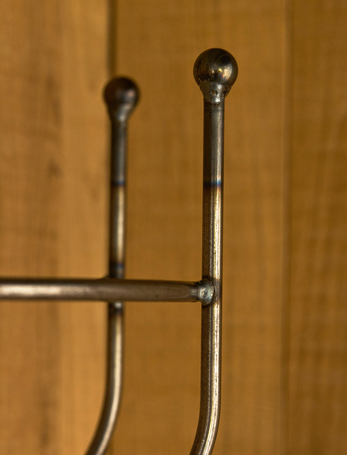 Farringdon Wall Mounted Coat Stand – Raw Metal, Dark Grey