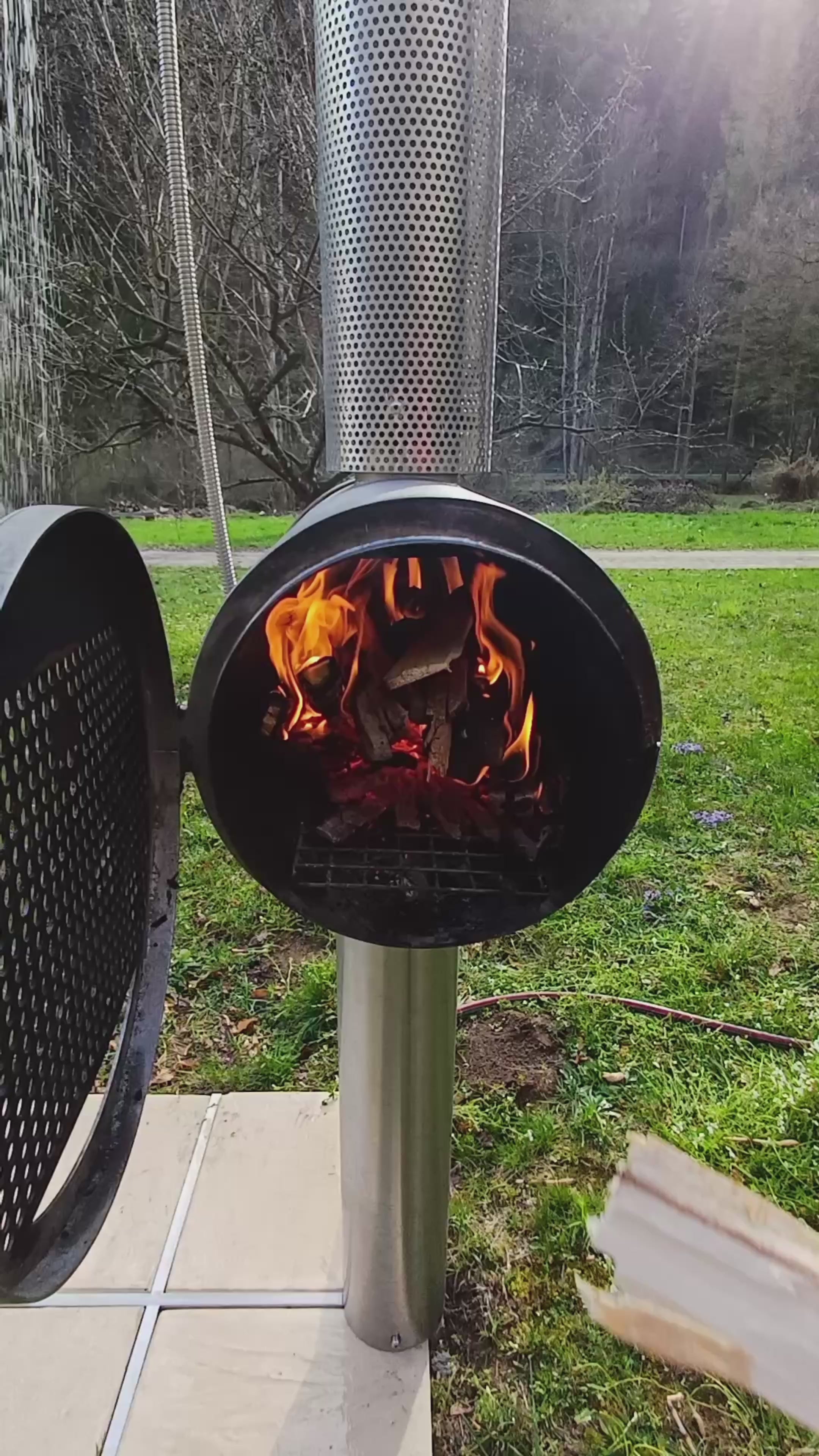 FEUERWASSER Outdoor Shower | Wood-Fired Garden Shower