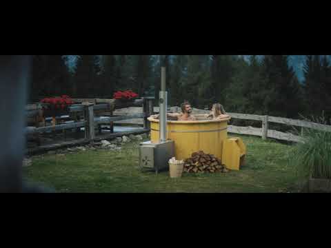 FEUERWASSER 6-Person Stainless Steel Hot Tub